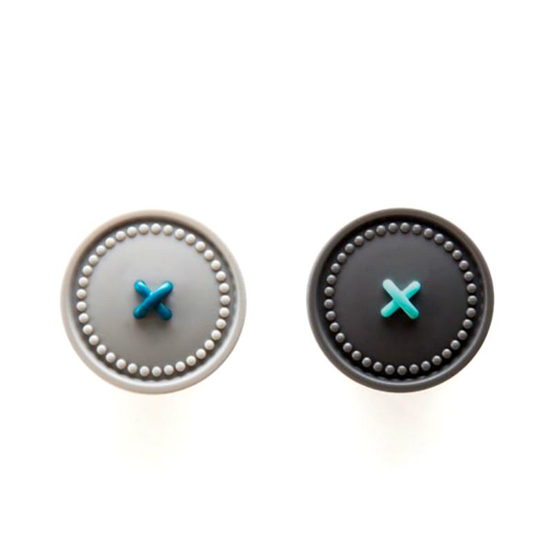 Держатели для полотенец Button up серые Держатели для полотенец Button up серыеИнтерьер<br>Держатели для полотенец Button up серые<br>Размер: 5 x 2.5 x 2.5 см; Объем: None; Материал: Пластик, магнит; Цвет: Серый;
