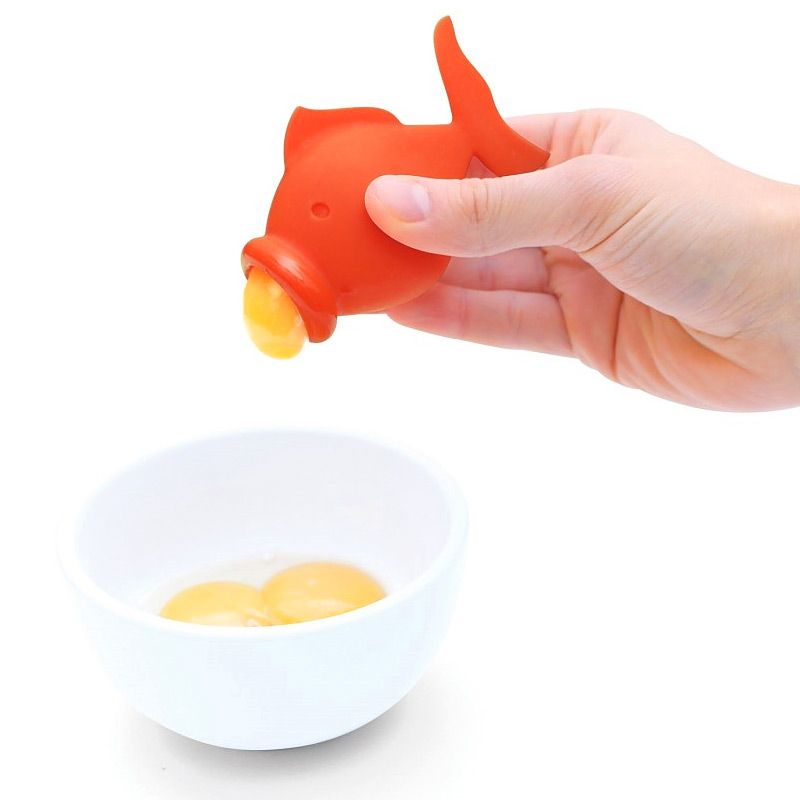 Прибор для отделения желтка от белка Yolkfish Прибор для отделения желтка от белка YolkfishДекор и хранение<br>Прибор для отделения желтка от белка Yolkfish<br>Размер: 9.5 x 6 x 4 см; Объем: None; Материал: Силикон; Цвет: Красный;