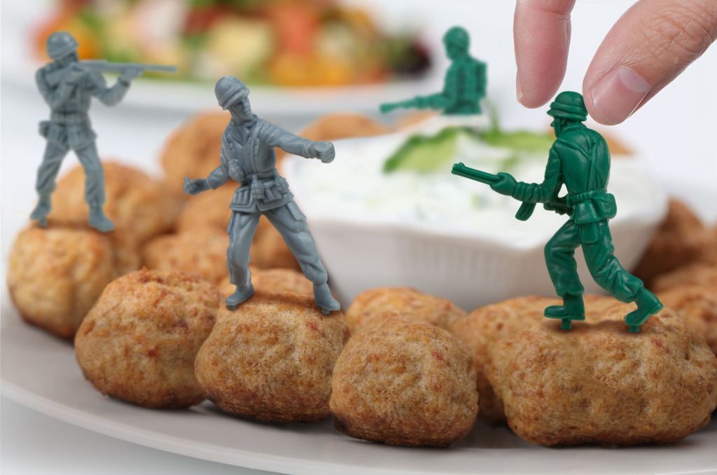 Шпажки для канапе Food Fighters Шпажки для канапе Food FightersПодарки для гурманов<br>Набор для канапе Солдатики (Food Fighters)<br>Размер: None; Объем: None; Материал: Пластик; Цвет: None;