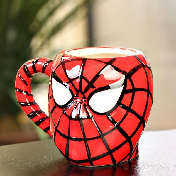 Кружка Spider Man Человек Паук Кружка Spider Man Человек ПаукЧашки и кружки<br>Кружка Spider Man<br>Размер: 12.6 х 10.6 х 10.3 см.; Объем: None; Материал: Керамика; Цвет: None;