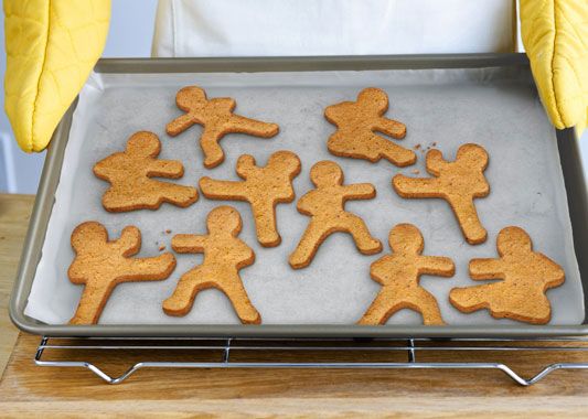 Форма для печенья Ninjabread Men от Fred & Friends Форма для печенья Ninjabread Men от Fred & FriendsВыпечка<br>Форма для печенья Ниндзя (NINJABREAD MEN)<br>Размер: 10.25 x 5 x 1 см.; Объем: None; Материал: Плотный пищевой пластик; Цвет: Серый;