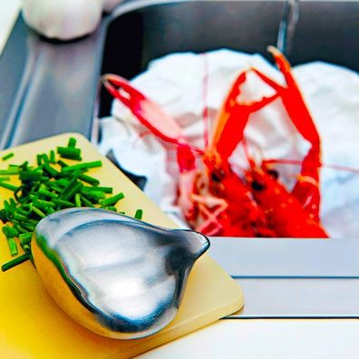 Металлическое мыло Savon du Chef (Alessi) Металлическое мыло Savon du Chef (Alessi)Новый год<br>Металлическое мыло спасет от любого запаха.<br>Размер: 3 х 7 х 6.5 см; Объем: None; Материал: Сталь; Цвет: Серебристый;
